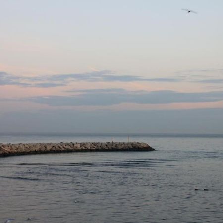 Appart Dans Maison 2 Km De La Plage 빌뇌브루베 외부 사진