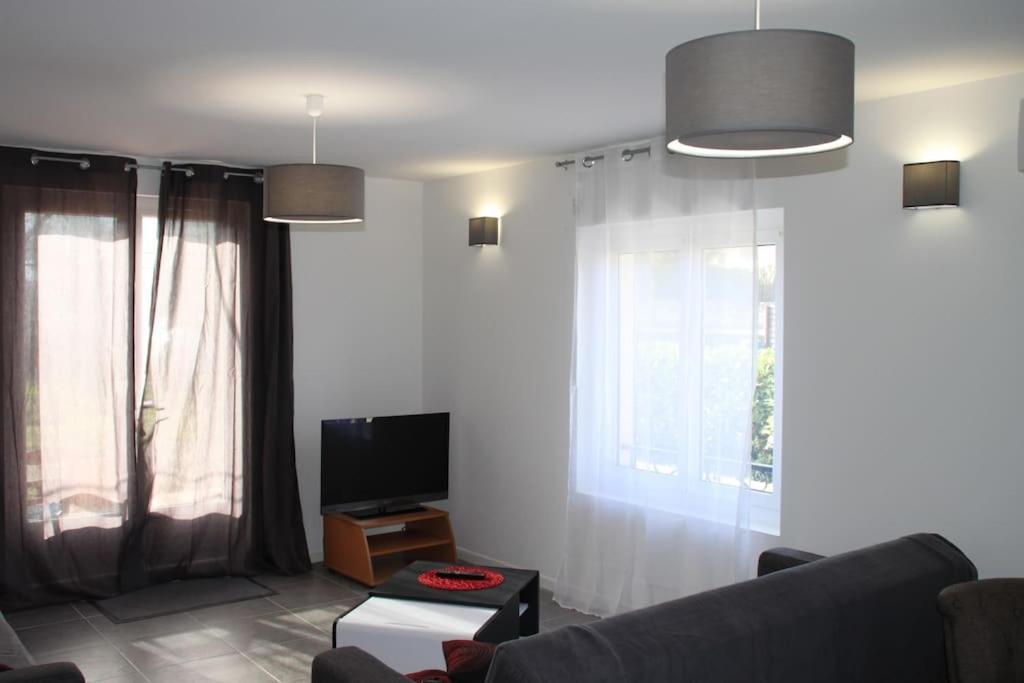 Appart Dans Maison 2 Km De La Plage 빌뇌브루베 외부 사진